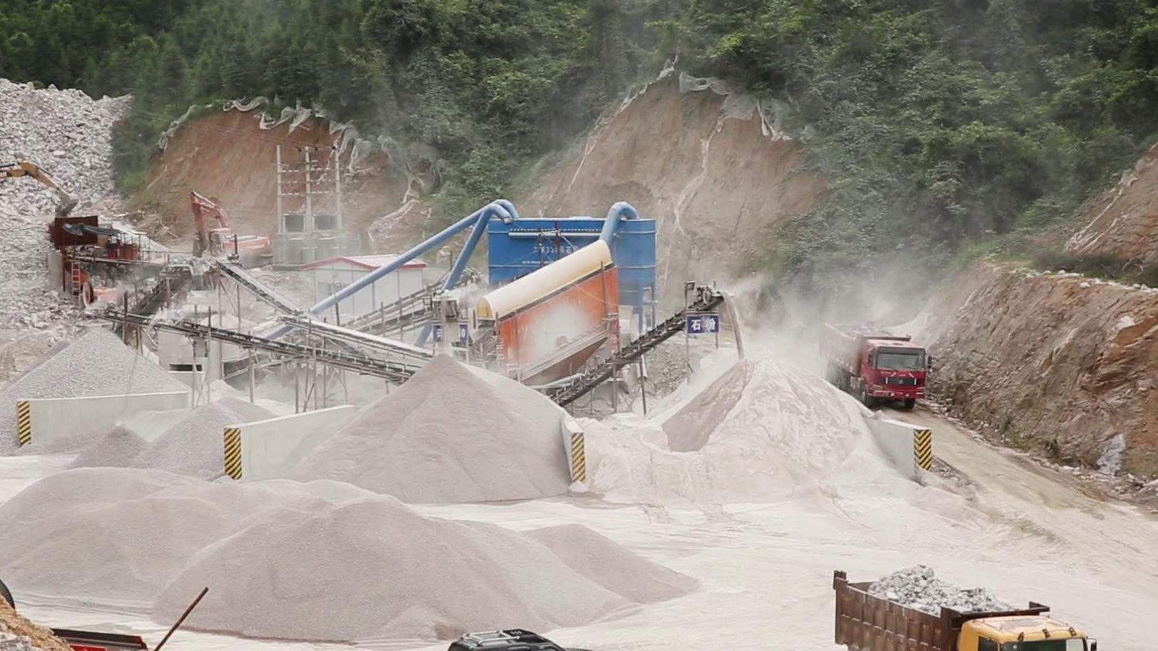 碎石场、搅拌站、水泥厂如何解决粉尘问题